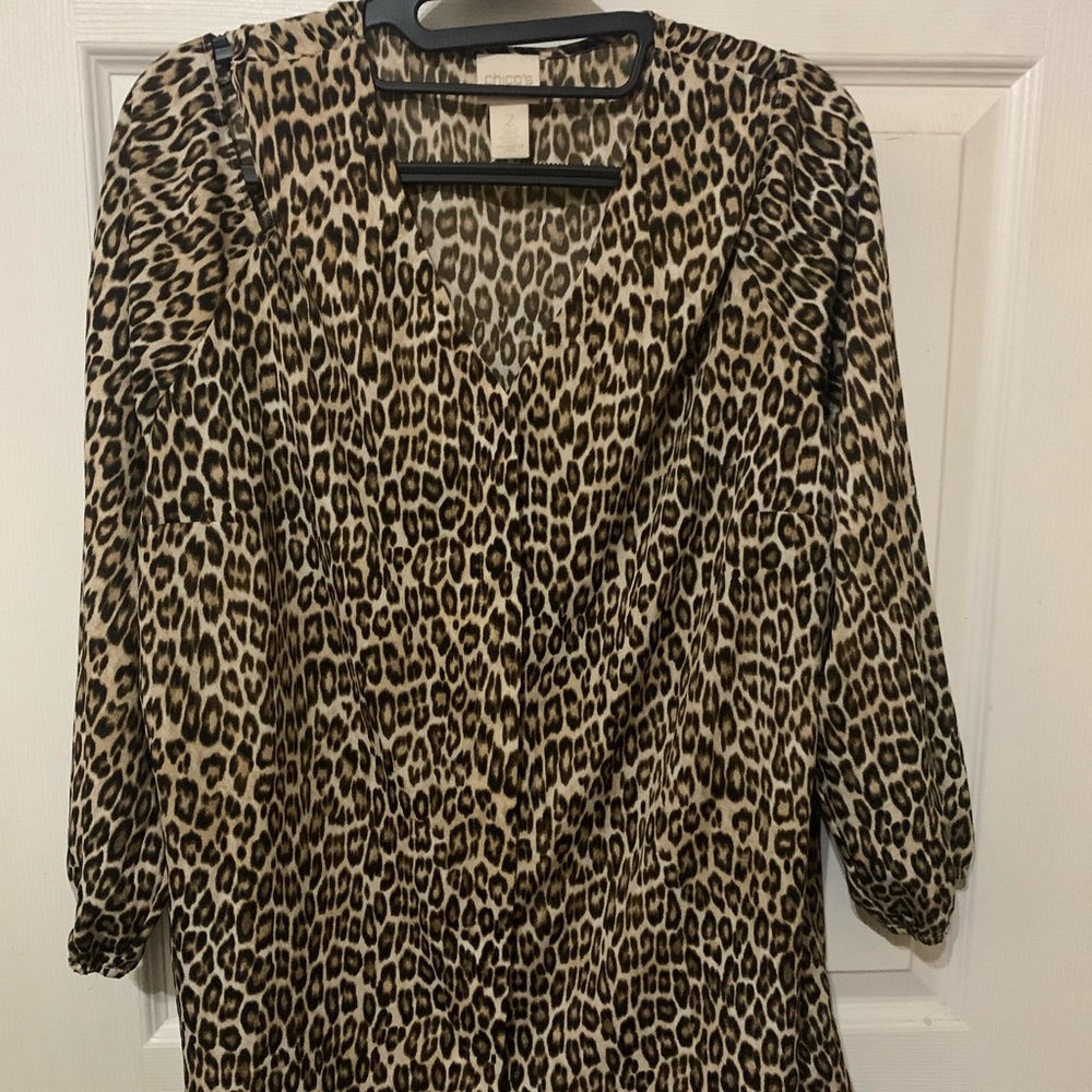 Chico’s open shoulder button blouse